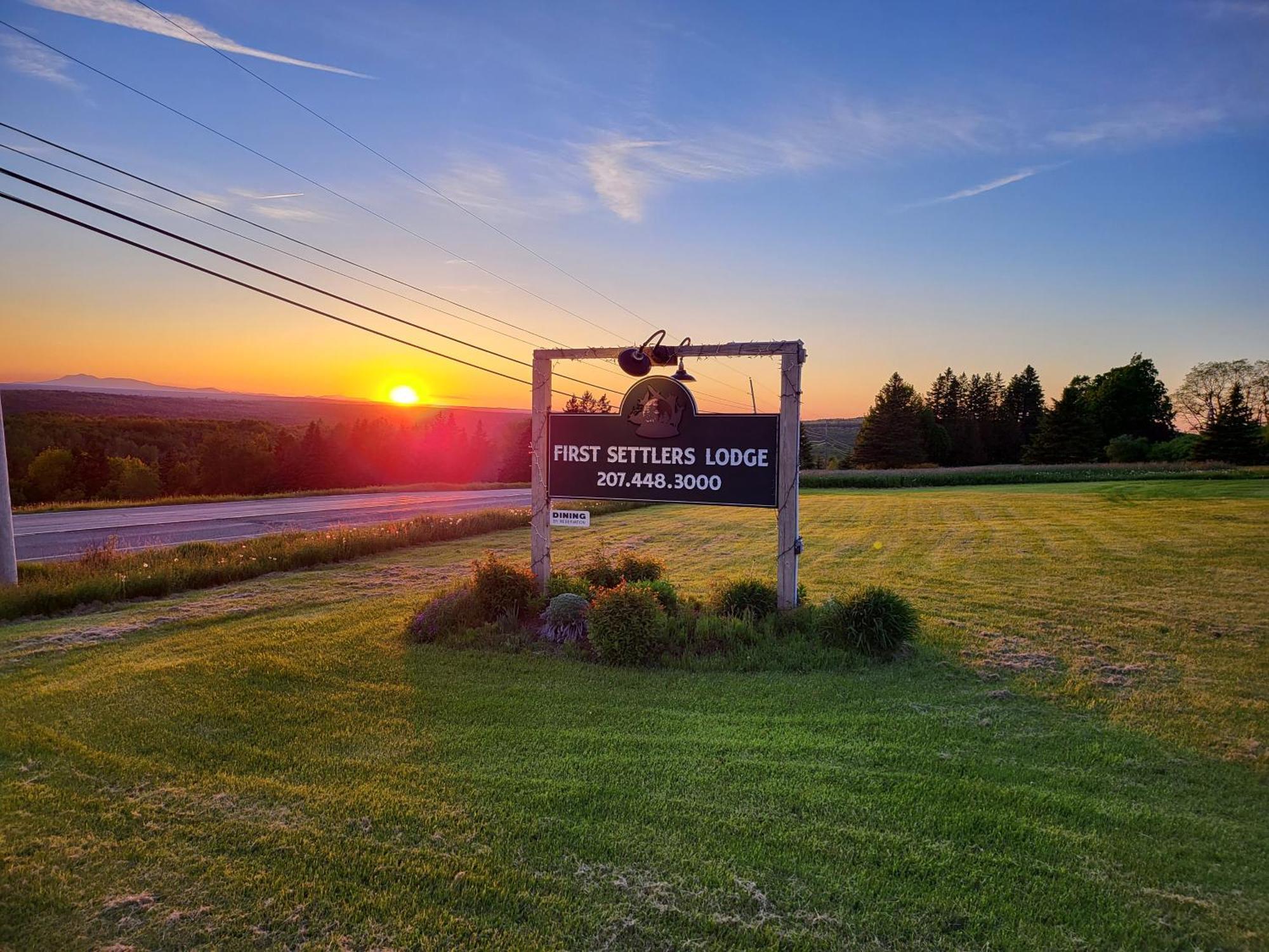 First Settlers Lodge Weston Exteriér fotografie